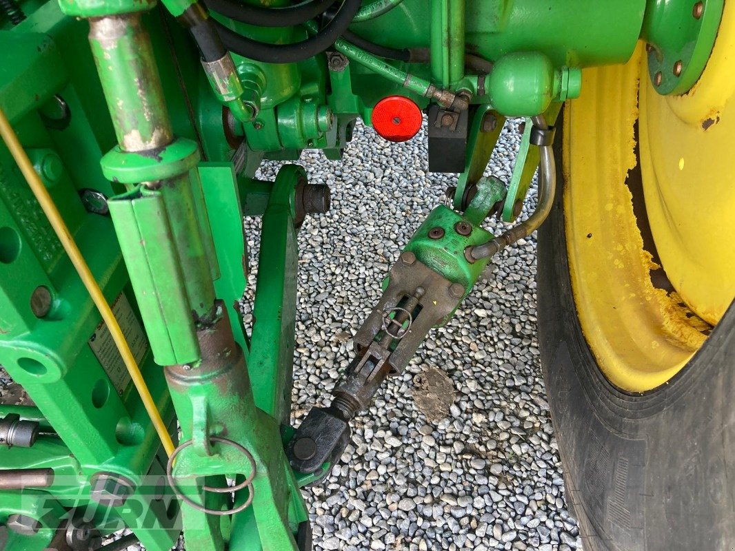 Traktor typu John Deere 6330 Premium Kommunaltraktor, Gebrauchtmaschine w Kanzach (Zdjęcie 11)