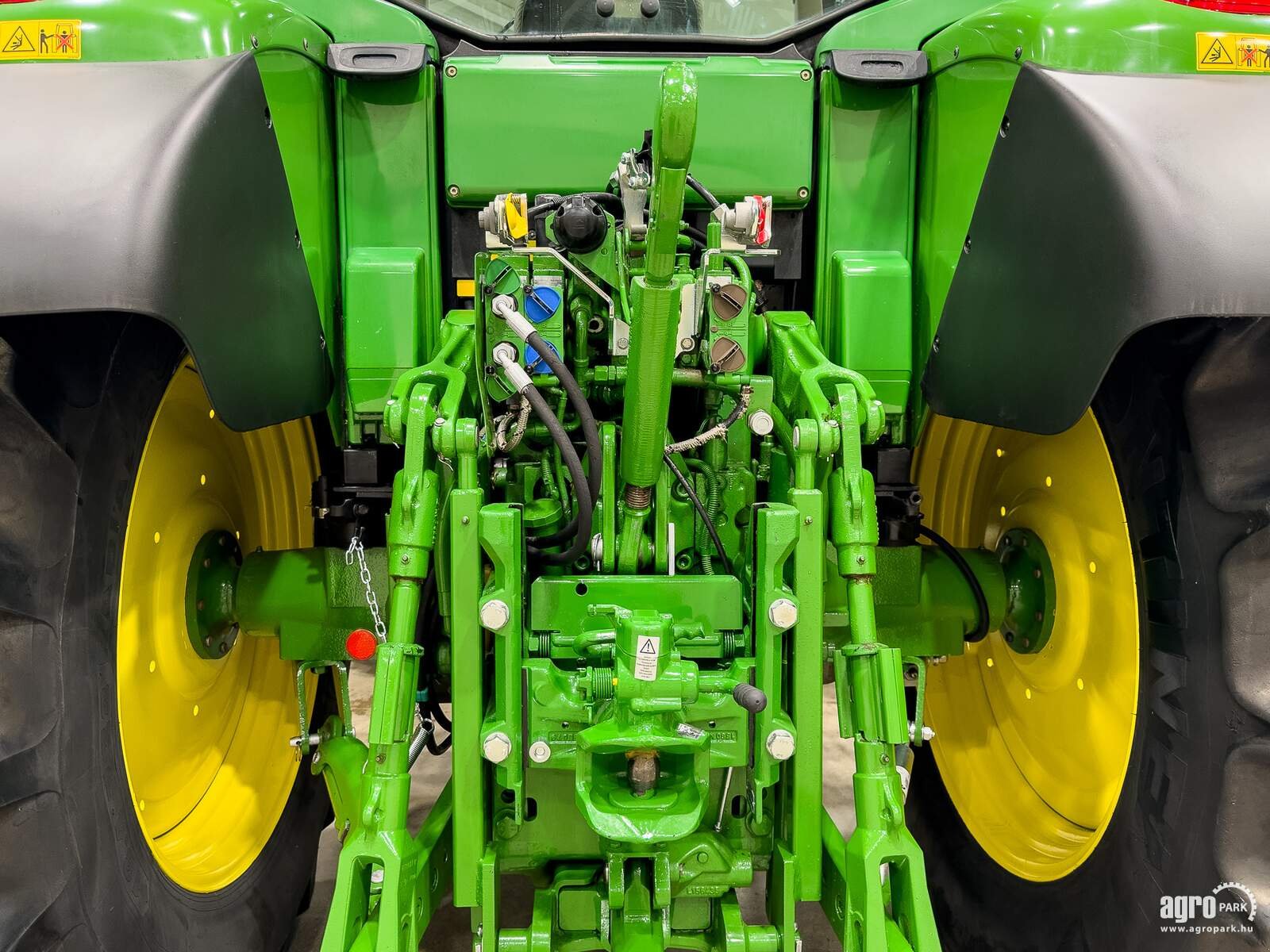 Traktor du type John Deere 6330 Premium, Gebrauchtmaschine en Csengele (Photo 7)