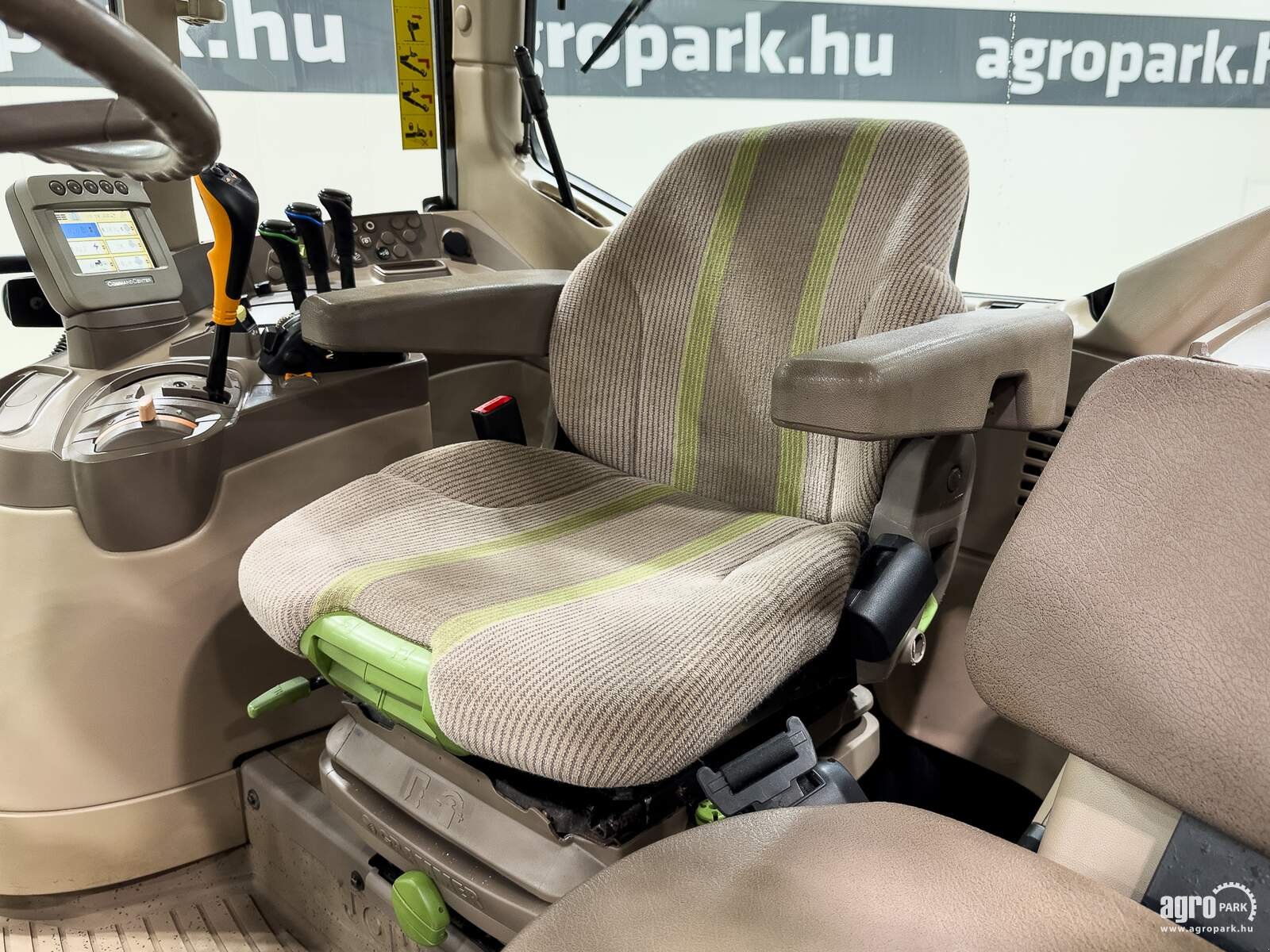 Traktor a típus John Deere 6330 Premium, Gebrauchtmaschine ekkor: Csengele (Kép 11)