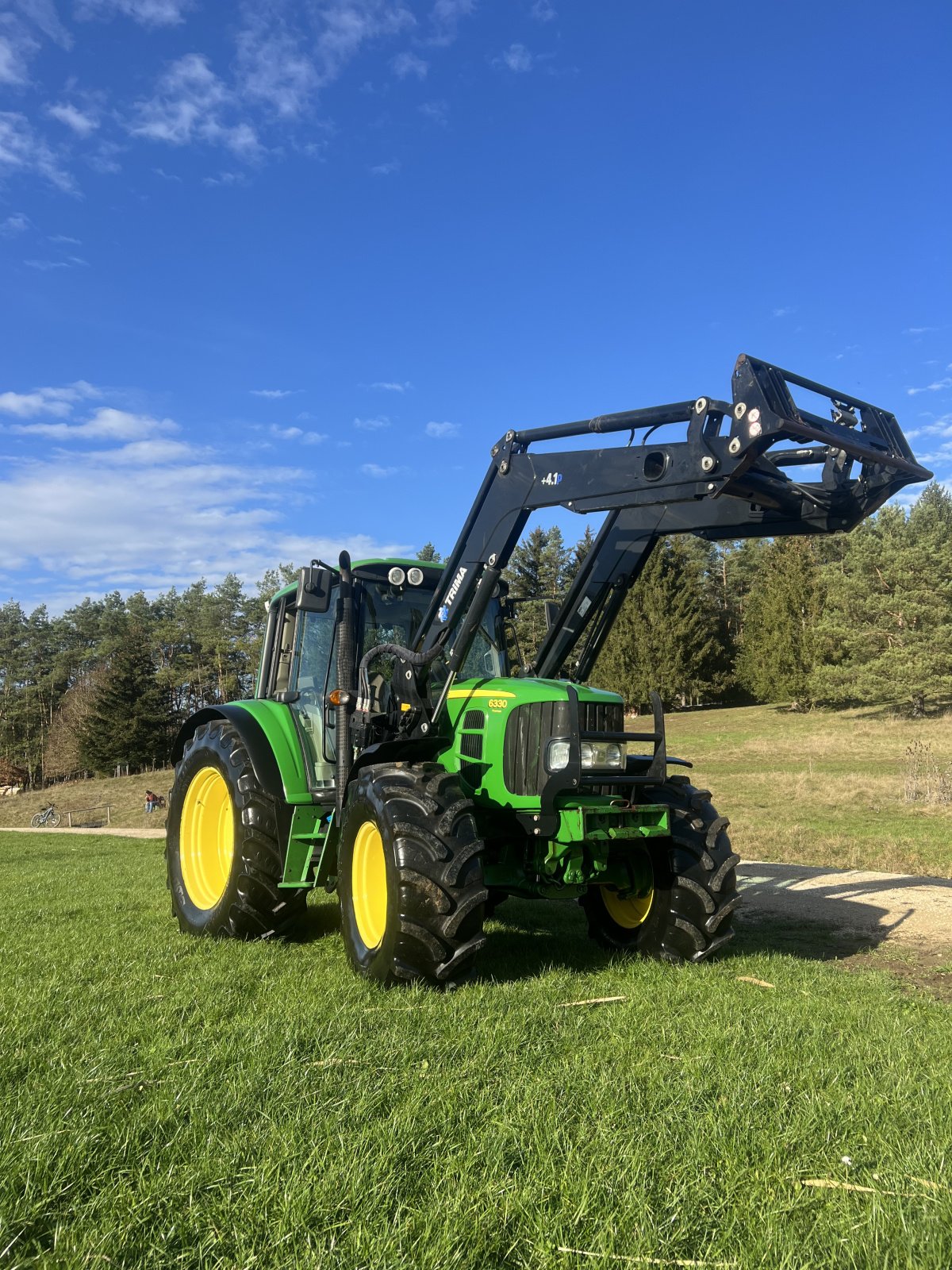 Traktor типа John Deere 6330 Premium, Gebrauchtmaschine в Weilheim (Фотография 1)