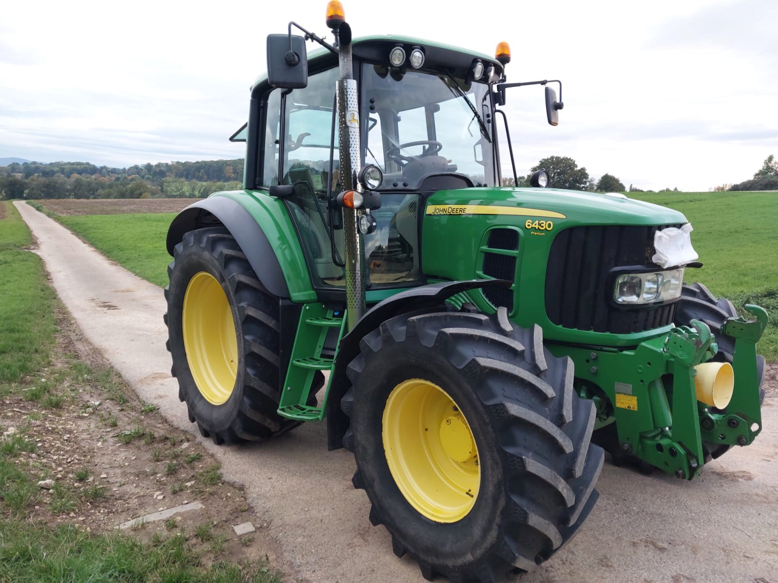 Traktor del tipo John Deere 6330 Premium, Gebrauchtmaschine en Reutlingen (Imagen 2)