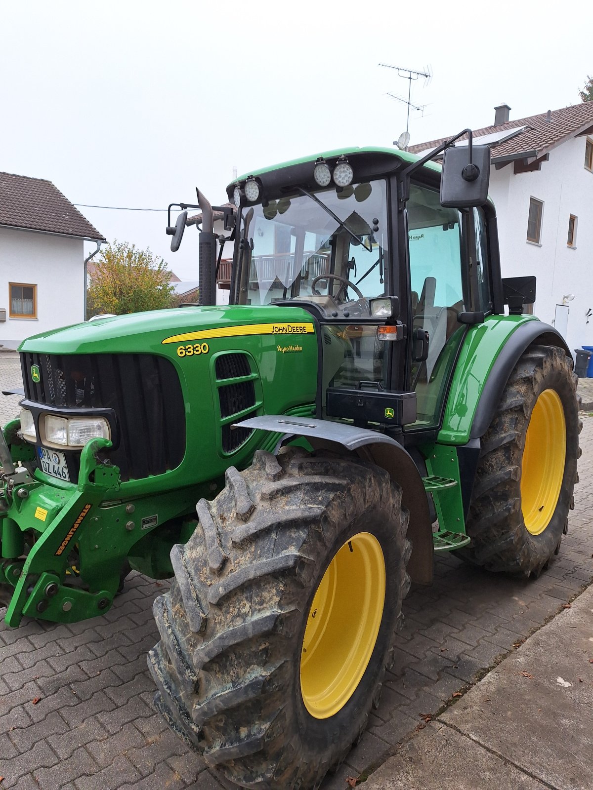 Traktor Türe ait John Deere 6330 Standard, Gebrauchtmaschine içinde Ruhstorf (resim 1)