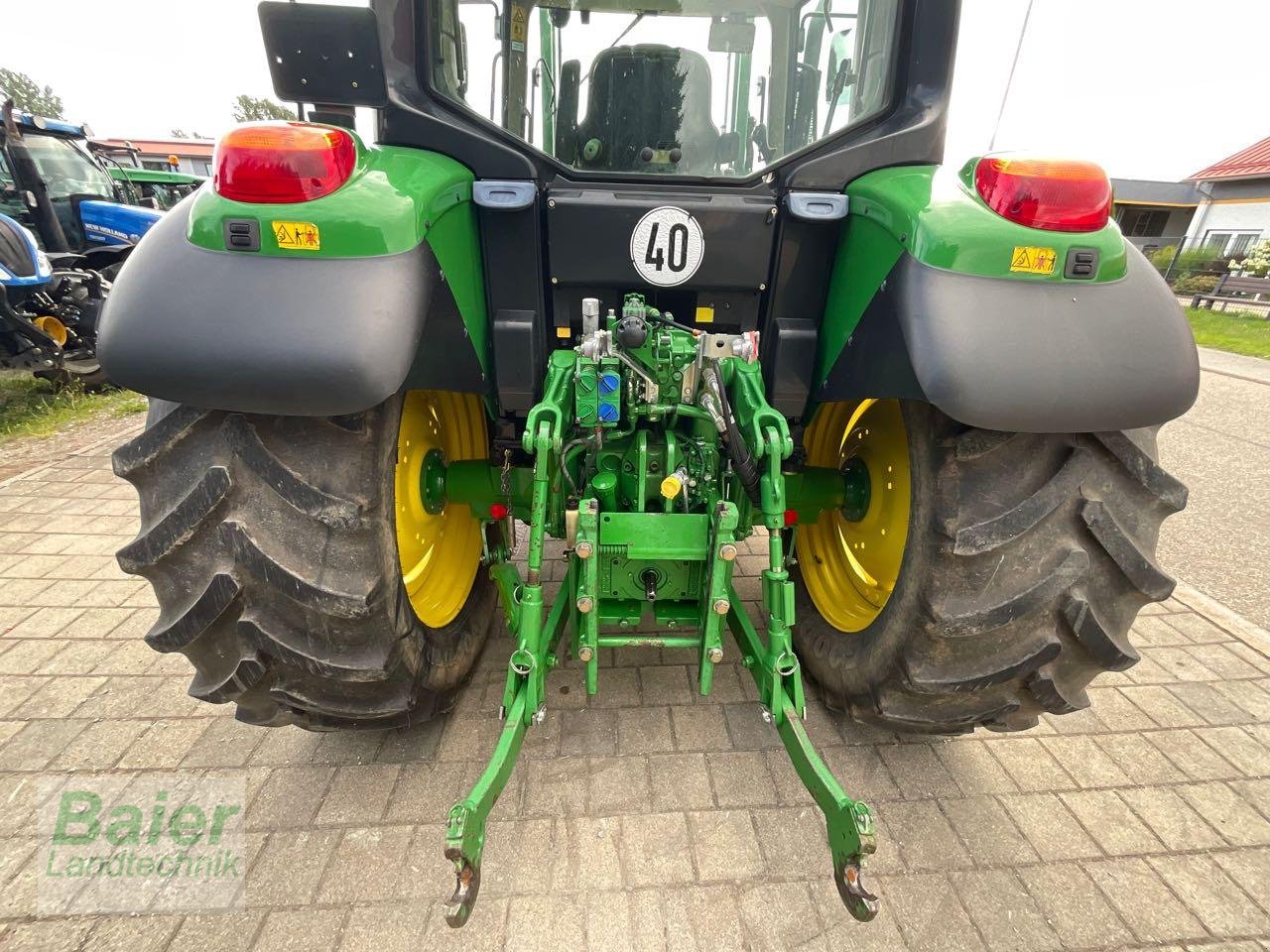 Traktor des Typs John Deere 6330, Gebrauchtmaschine in OBERNDORF-HOCHMOESSINGEN (Bild 4)