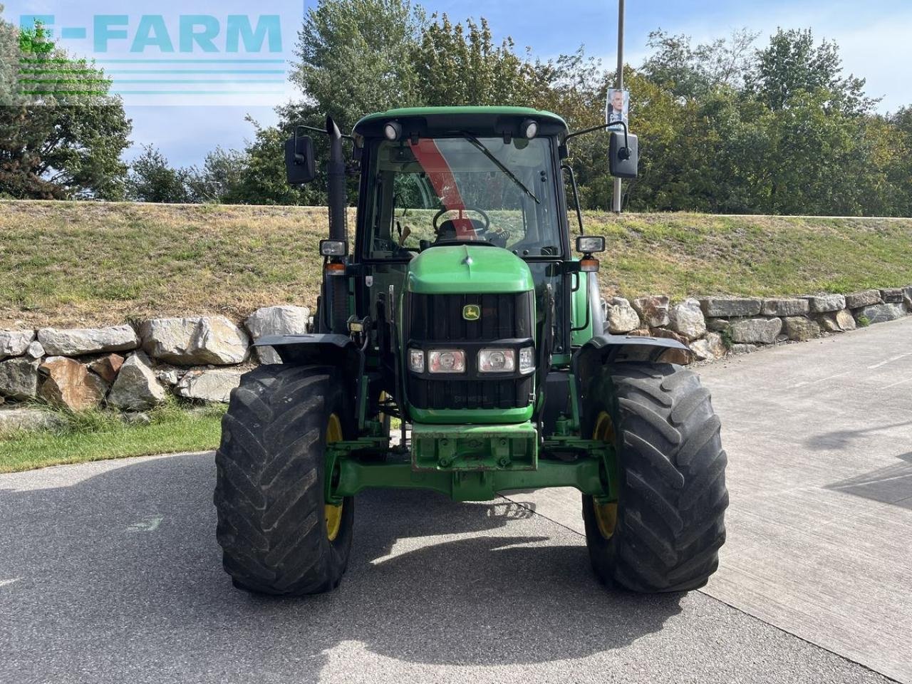 Traktor типа John Deere 6330, Gebrauchtmaschine в ST. PÖLTEN (Фотография 2)