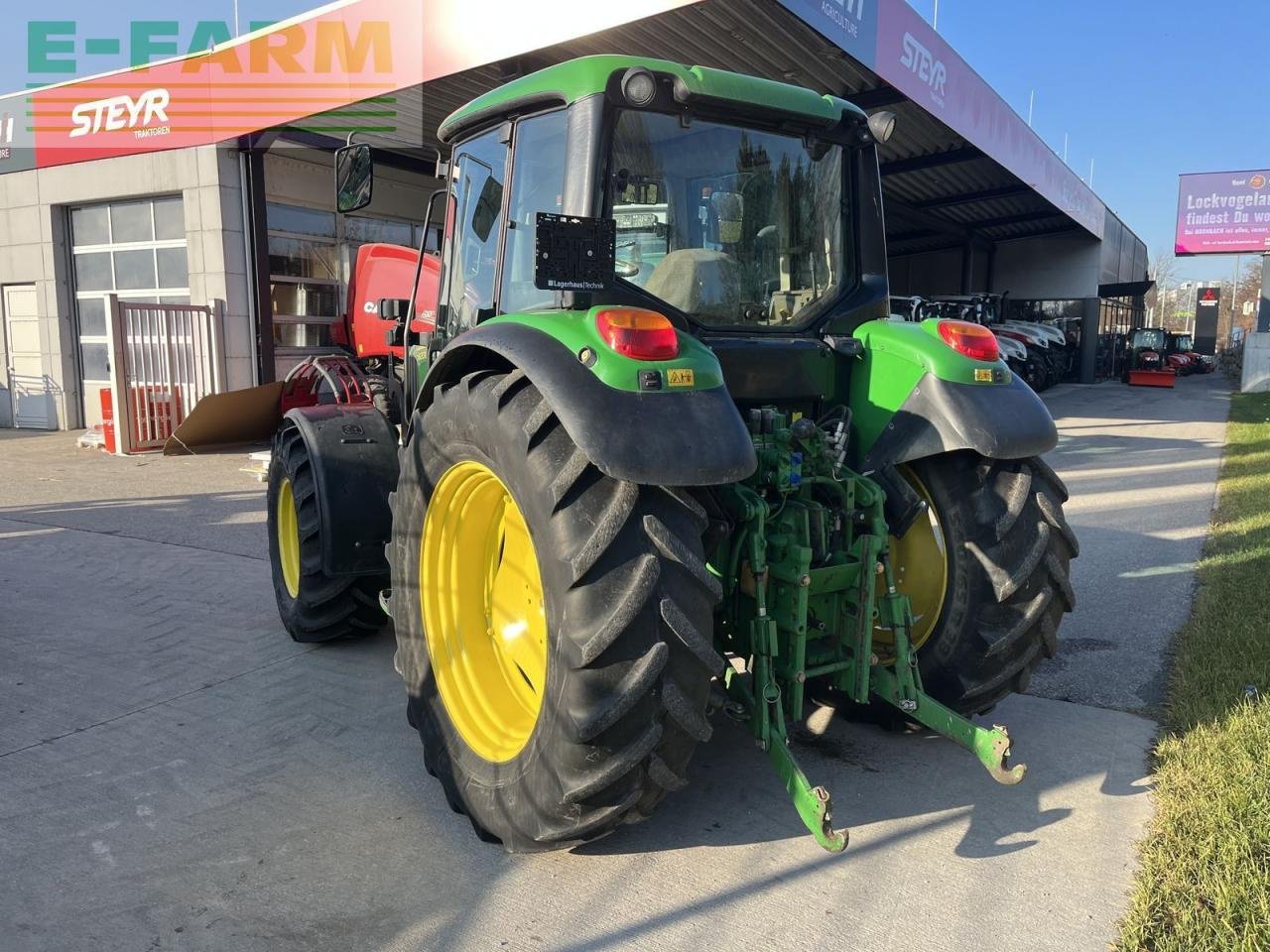 Traktor типа John Deere 6330, Gebrauchtmaschine в ST. PÖLTEN (Фотография 8)