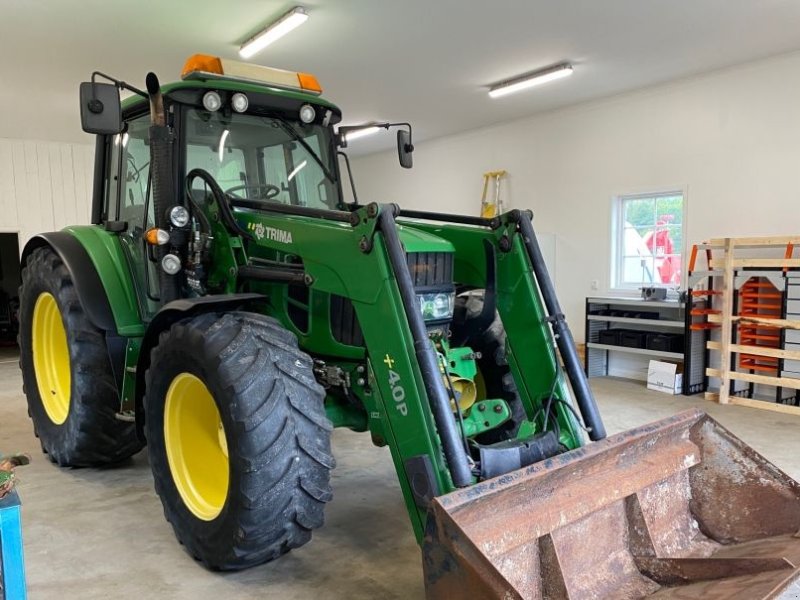 Traktor tipa John Deere 6330, Neumaschine u Thiene (Slika 1)