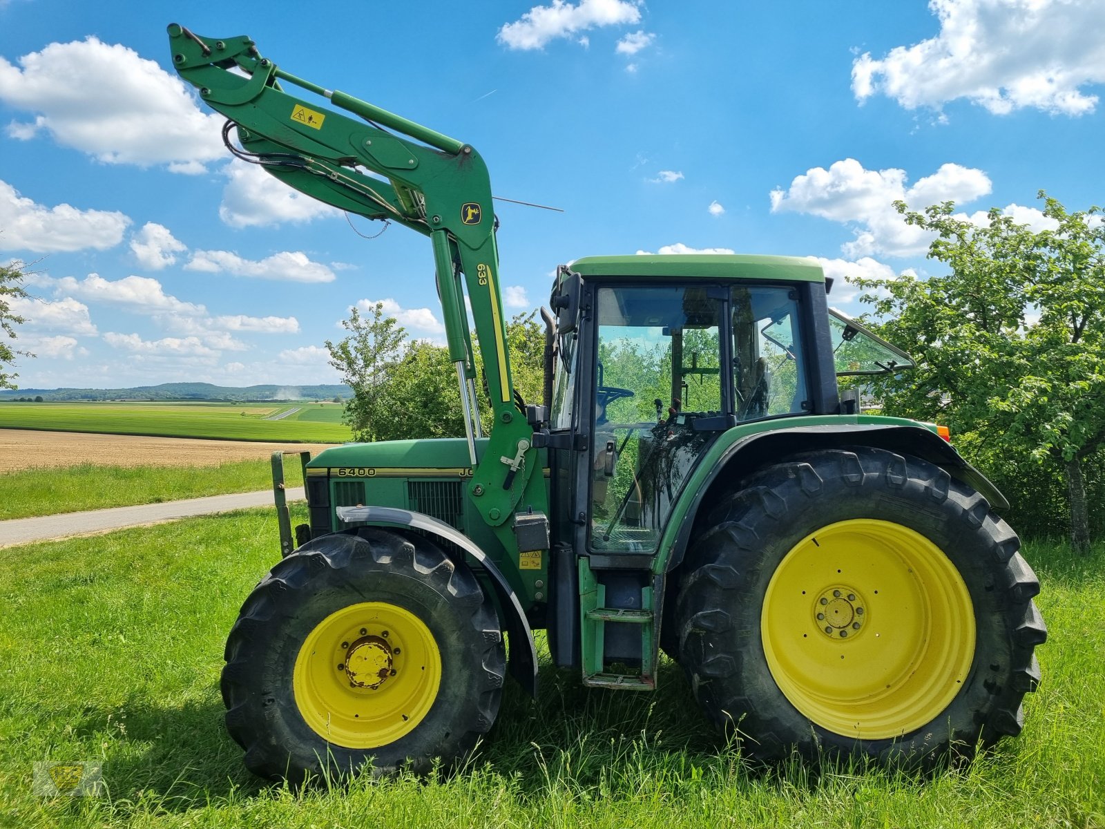Traktor типа John Deere 6400 Premium Frontlader, Gebrauchtmaschine в Willanzheim (Фотография 5)