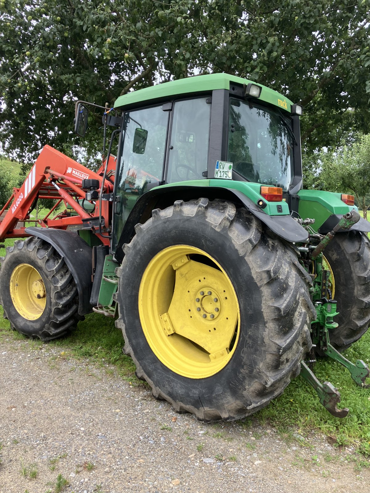 Traktor of the type John Deere 6400 Premium, Gebrauchtmaschine in Wangen (Picture 1)