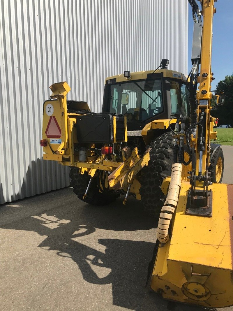 Traktor типа John Deere 6400, Gebrauchtmaschine в Henau (Фотография 3)