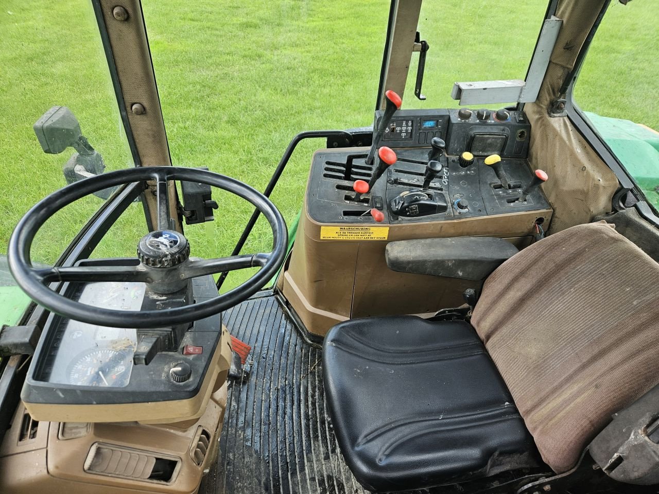 Traktor des Typs John Deere 6400, Gebrauchtmaschine in vaassen (Bild 8)