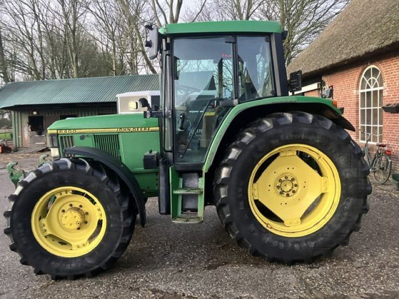 Traktor van het type John Deere 6400, Gebrauchtmaschine in St. - Jacobiparochie (Foto 5)