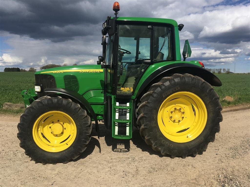 Traktor van het type John Deere 6420 S m/Frontlift, Gebrauchtmaschine in Bjerringbro (Foto 3)