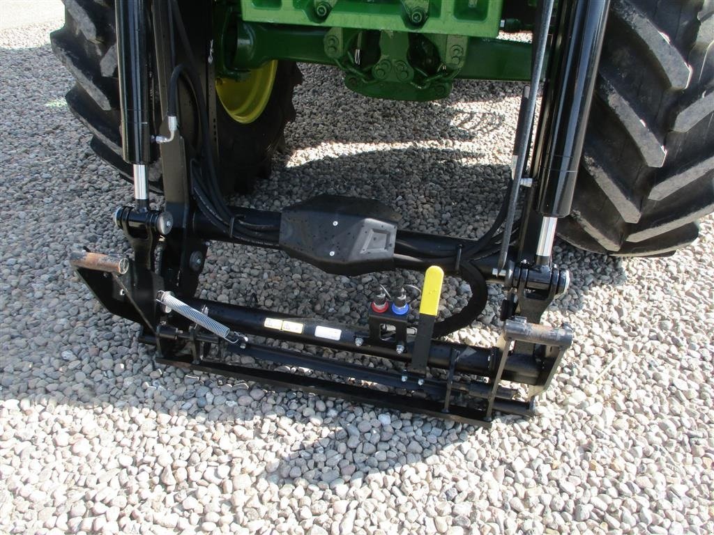 Traktor του τύπου John Deere 6420 TLS AutoPower med frontlæsser, Gebrauchtmaschine σε Lintrup (Φωτογραφία 4)