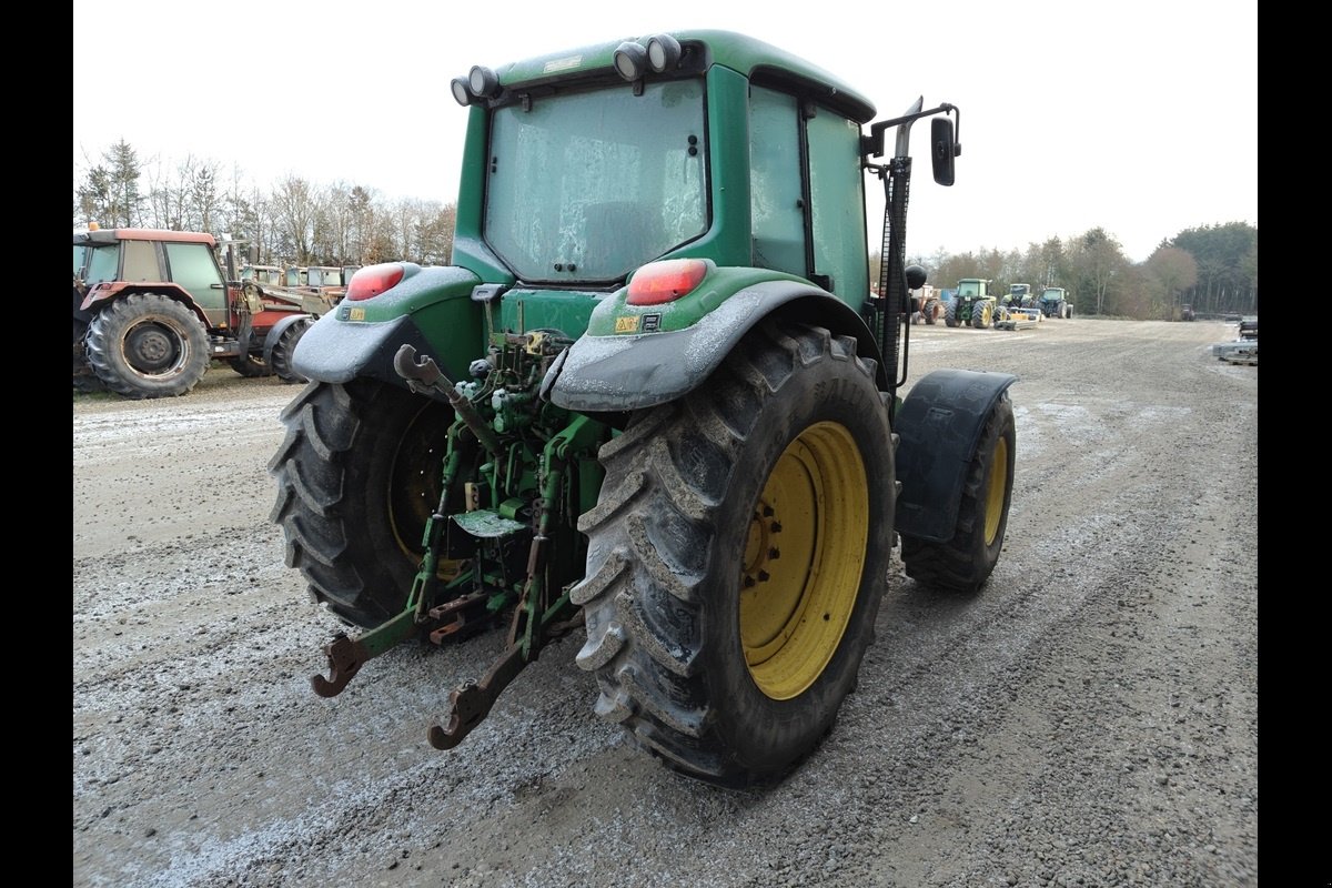 Traktor типа John Deere 6420, Gebrauchtmaschine в Viborg (Фотография 4)