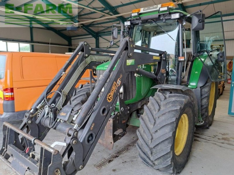 Traktor от тип John Deere 6420, Gebrauchtmaschine в REDLHAM (Снимка 1)