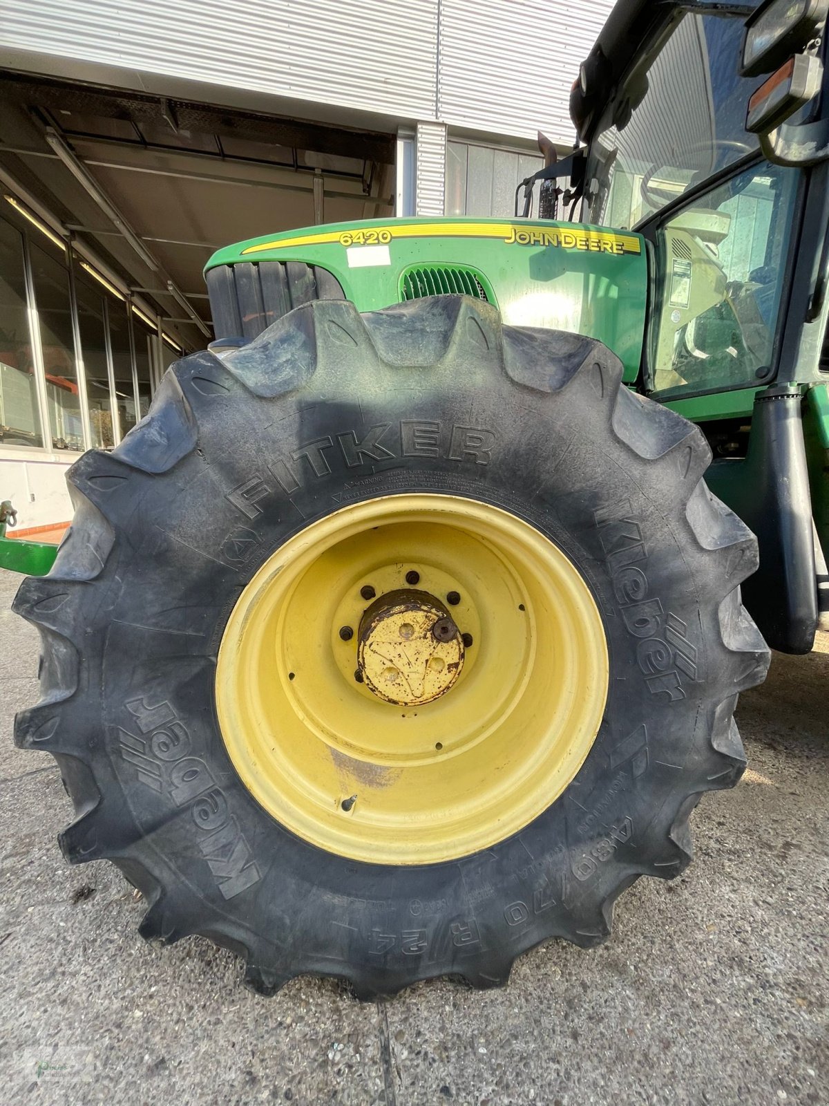 Traktor van het type John Deere 6420, Gebrauchtmaschine in Bad Kötzting (Foto 8)