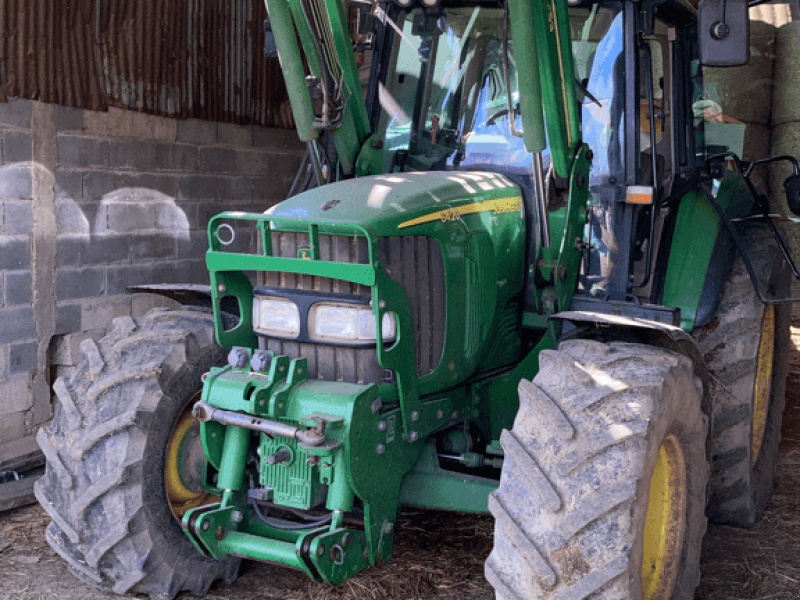 Traktor del tipo John Deere 6420, Gebrauchtmaschine en CINTHEAUX