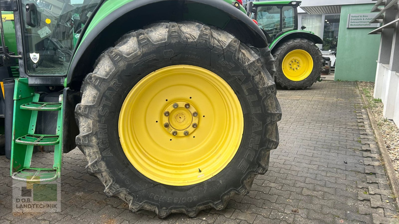 Traktor van het type John Deere 6420, Gebrauchtmaschine in Regensburg (Foto 10)