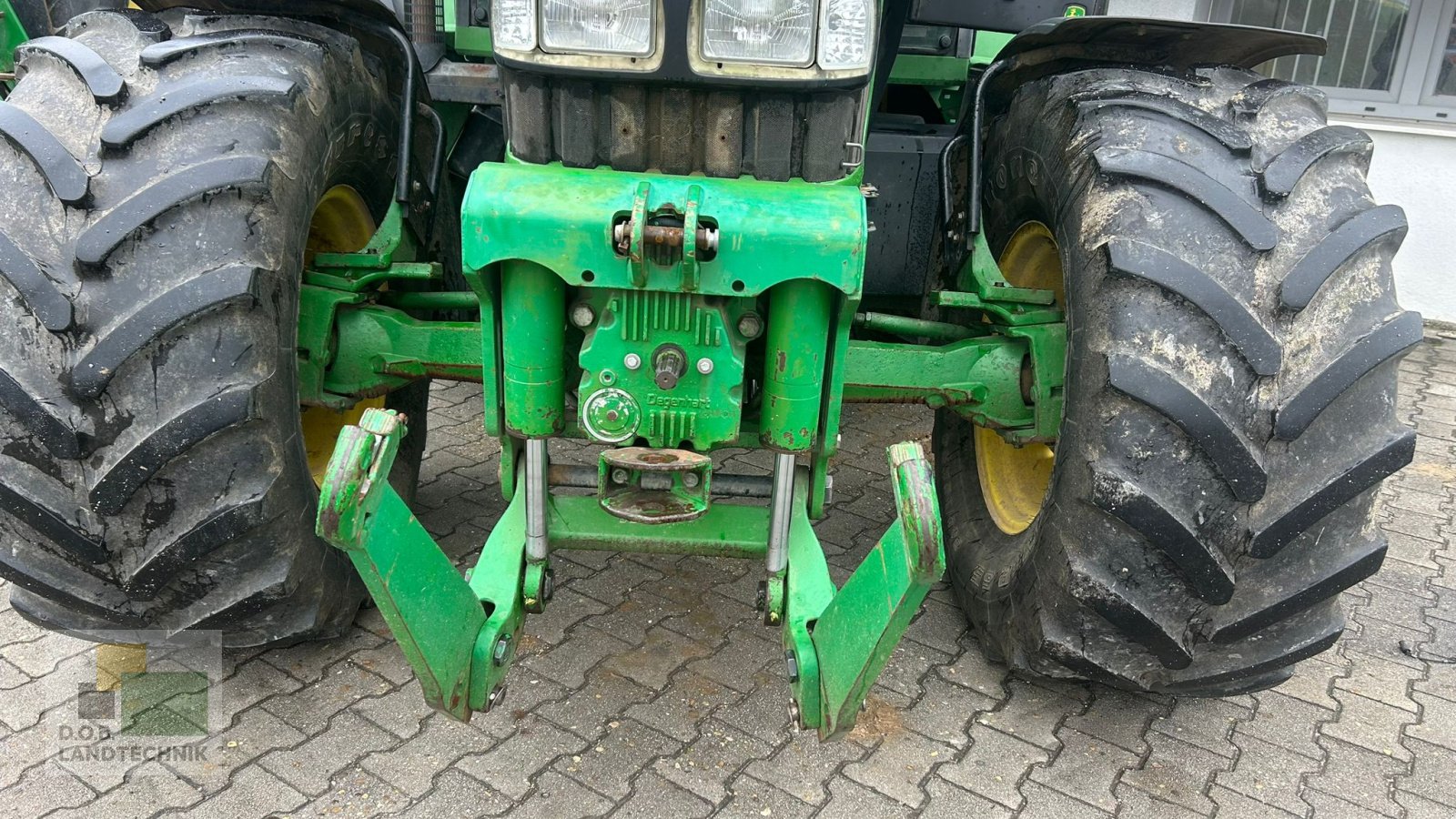 Traktor van het type John Deere 6420, Gebrauchtmaschine in Regensburg (Foto 11)