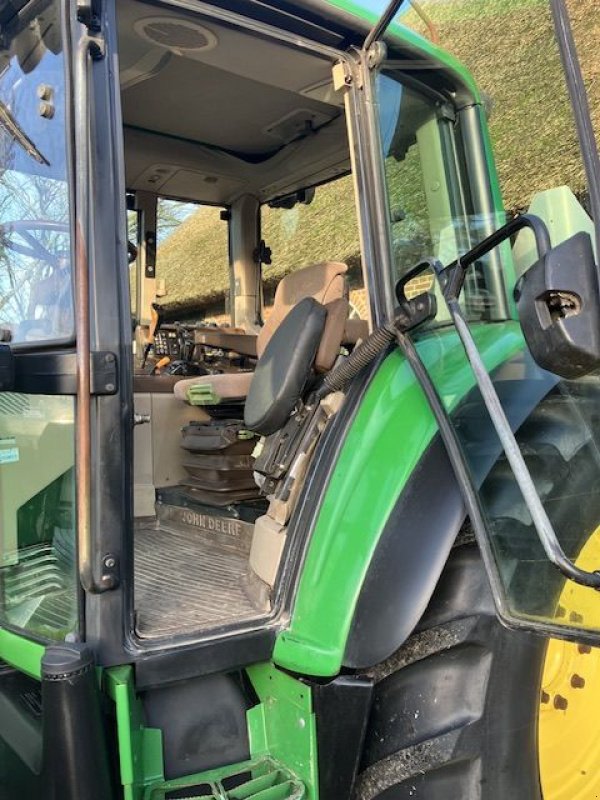 Traktor of the type John Deere 6420, Gebrauchtmaschine in St. - Jacobiparochie (Picture 11)