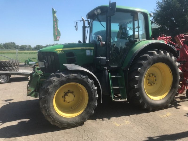 Traktor of the type John Deere 6430  PREMIUM, Gebrauchtmaschine in Achern