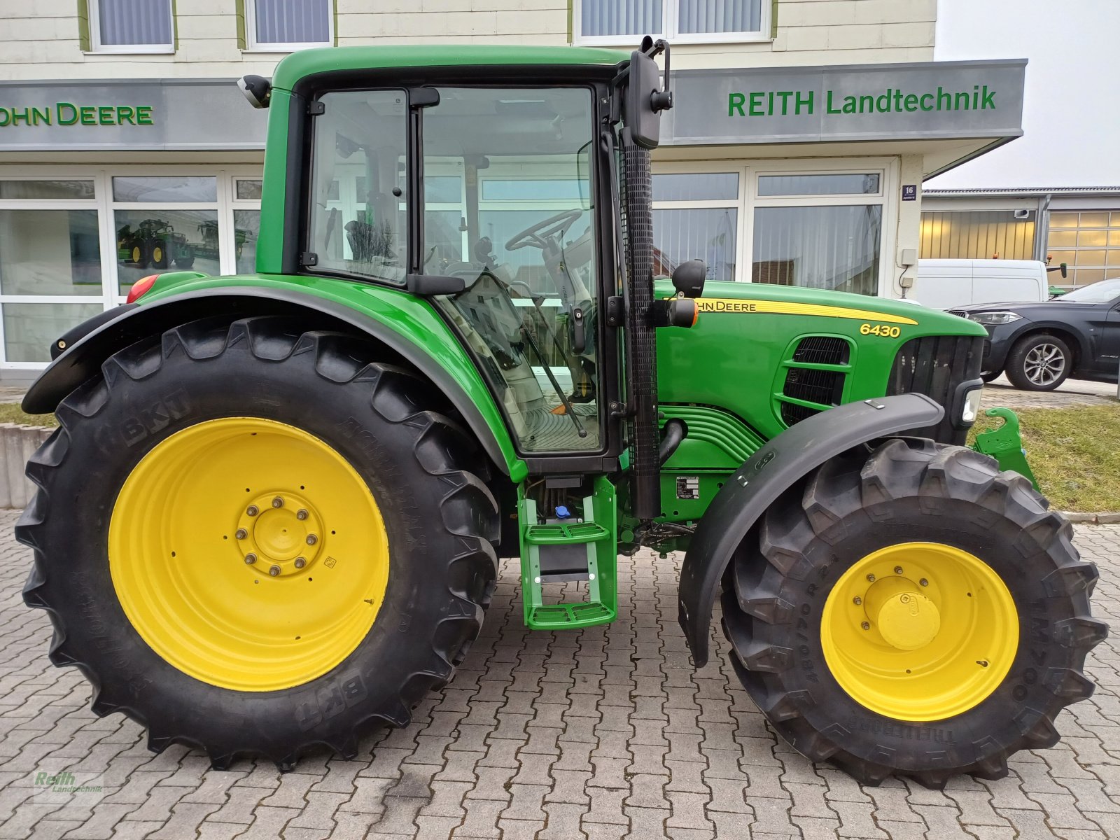 Traktor van het type John Deere 6430  PREMIUM, Gebrauchtmaschine in Wolnzach (Foto 1)