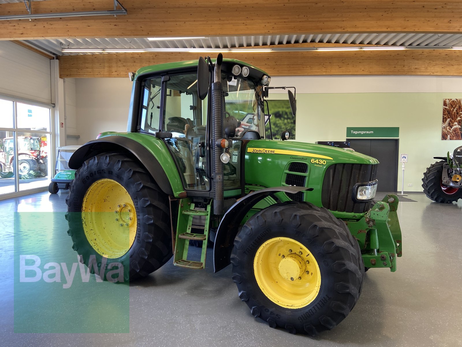 Traktor van het type John Deere 6430  PREMIUM, Gebrauchtmaschine in Bamberg (Foto 1)