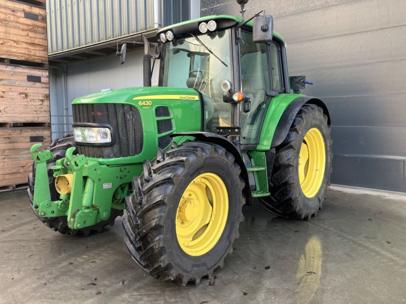 Traktor typu John Deere 6430, Gebrauchtmaschine v St. - Jacobiparochie (Obrázek 1)