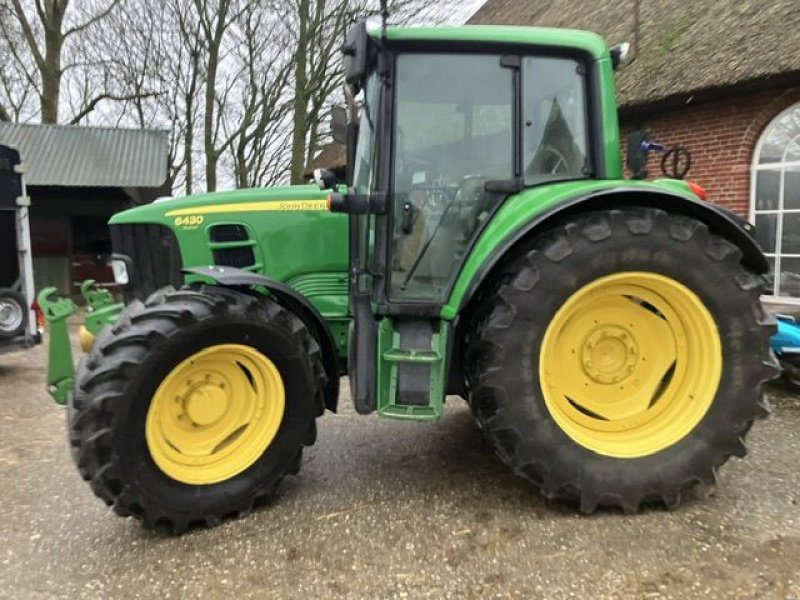 Traktor typu John Deere 6430, Gebrauchtmaschine v St. - Jacobiparochie (Obrázek 5)