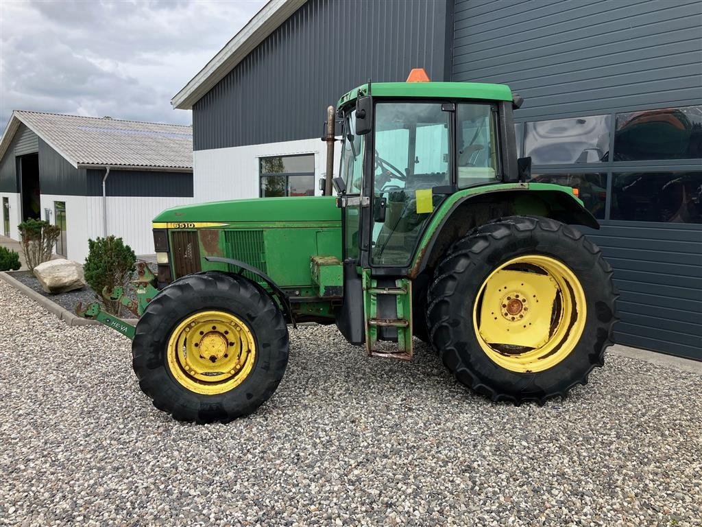 Traktor Türe ait John Deere 6510, Gebrauchtmaschine içinde Thorsø (resim 2)