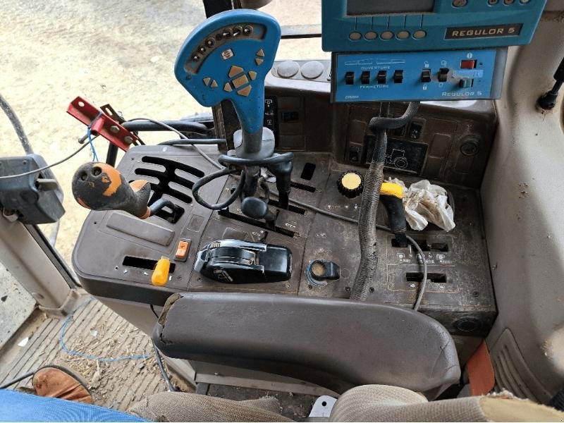 Traktor del tipo John Deere 6520, Gebrauchtmaschine en CHATEAUBRIANT CEDEX (Imagen 5)