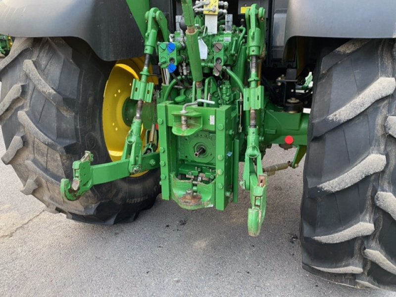 Traktor типа John Deere 6530, Gebrauchtmaschine в ESCAUDOEUVRES (Фотография 5)