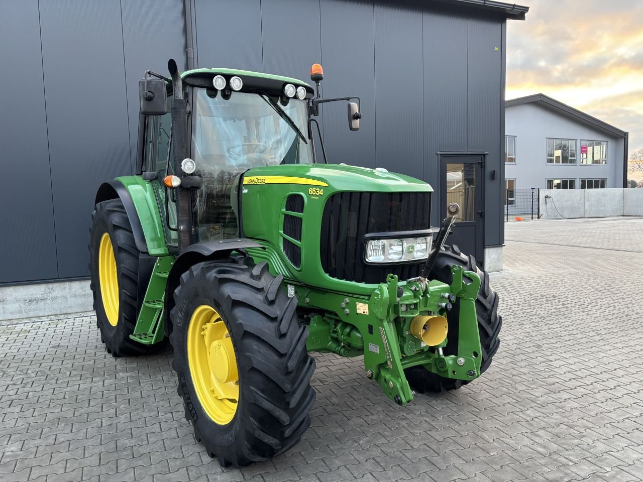 Traktor van het type John Deere 6534 Premium, Gebrauchtmaschine in Daarle (Foto 3)