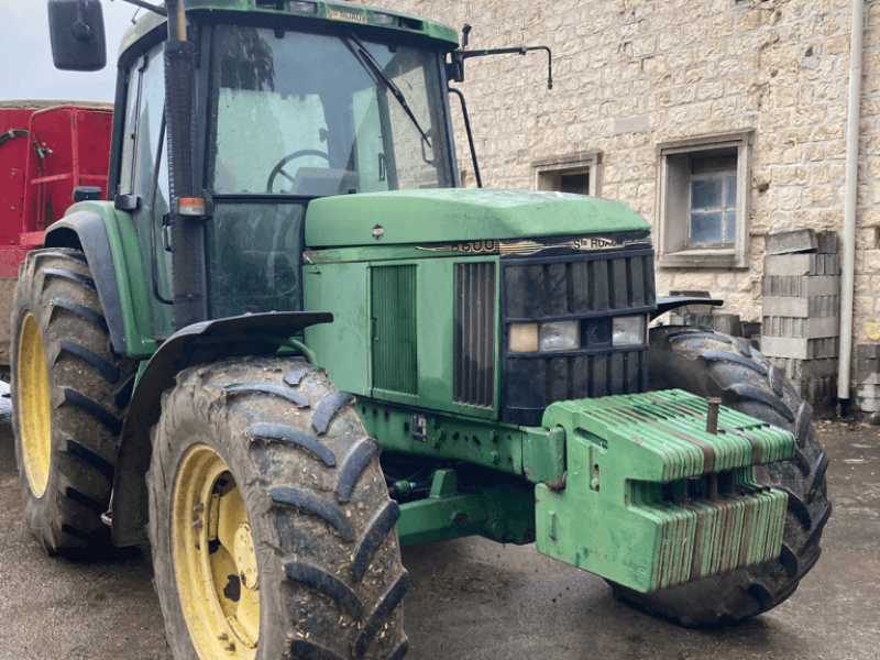 Traktor del tipo John Deere 6600, Gebrauchtmaschine en CINTHEAUX