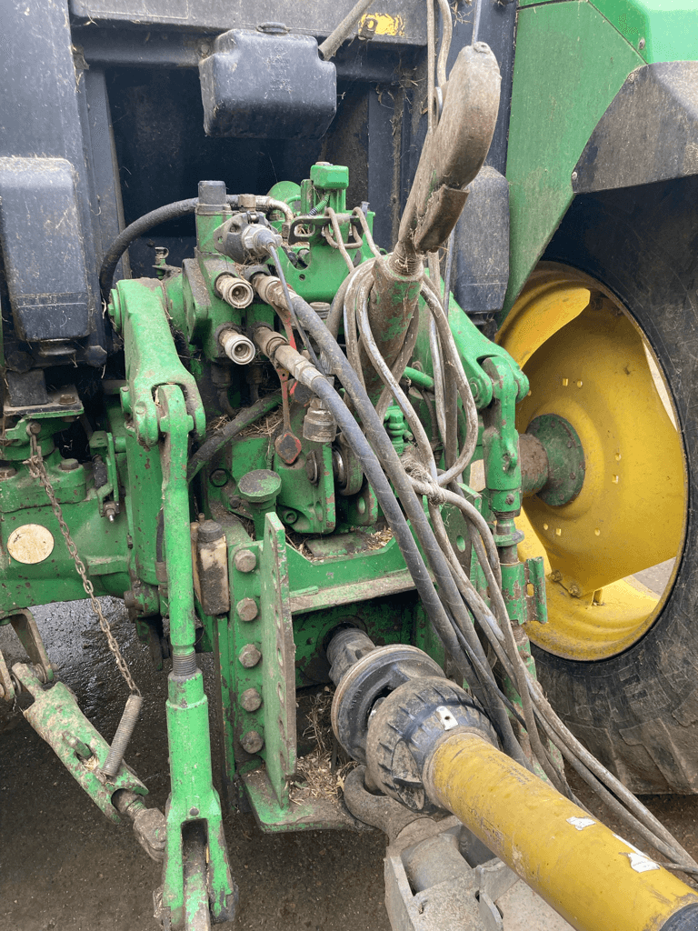 Traktor tip John Deere 6600, Gebrauchtmaschine in CINTHEAUX (Poză 3)