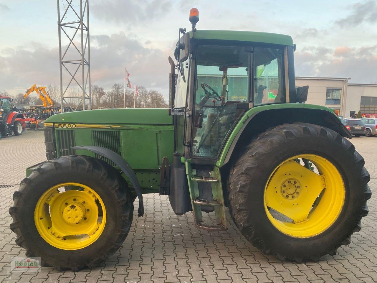 Traktor van het type John Deere 6600, Gebrauchtmaschine in Bakum (Foto 4)