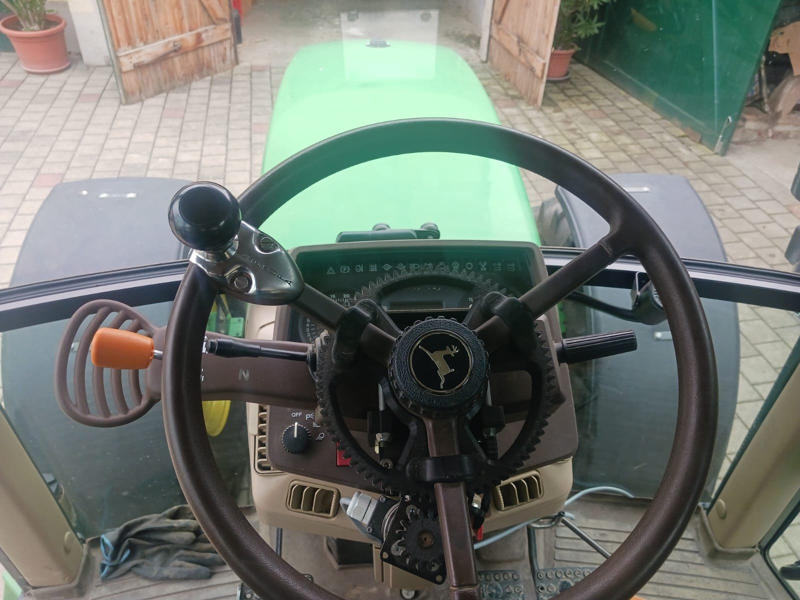 Traktor typu John Deere 6610 Premium, Gebrauchtmaschine w Egweil (Zdjęcie 16)