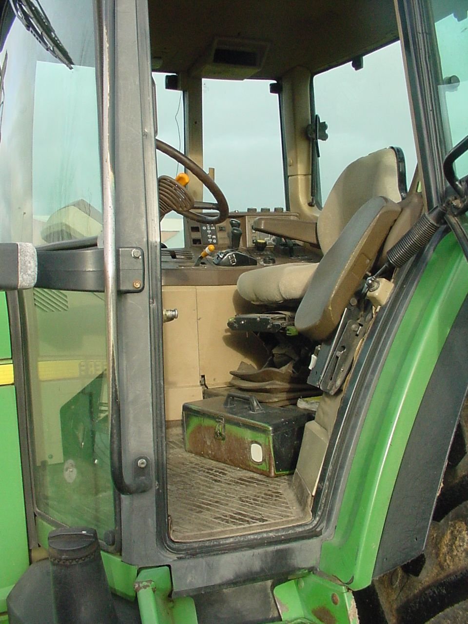 Traktor van het type John Deere 6610PQ, Gebrauchtmaschine in Wieringerwerf (Foto 4)