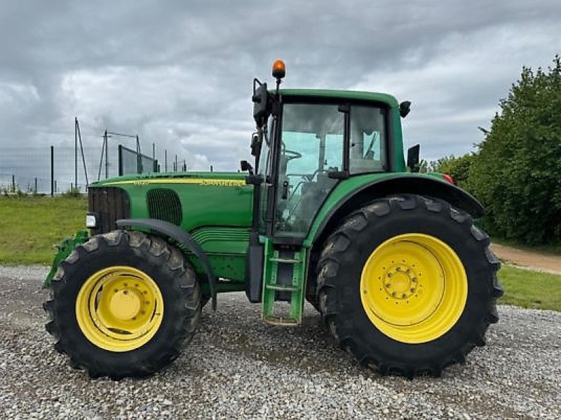 Traktor от тип John Deere 6620 Autopower, Gebrauchtmaschine в Muespach-le-Haut (Снимка 4)