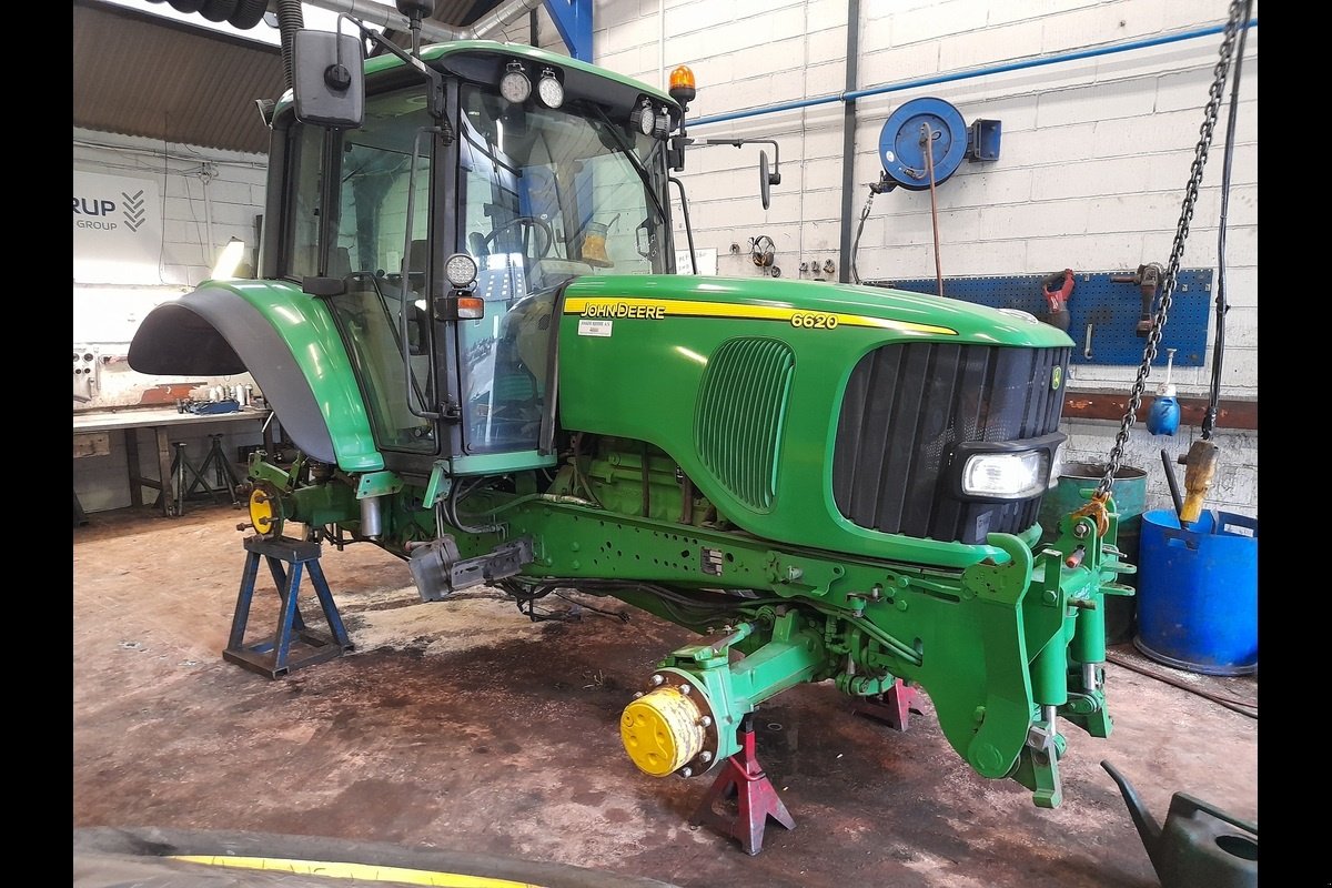 Traktor tipa John Deere 6620, Gebrauchtmaschine u Viborg (Slika 2)