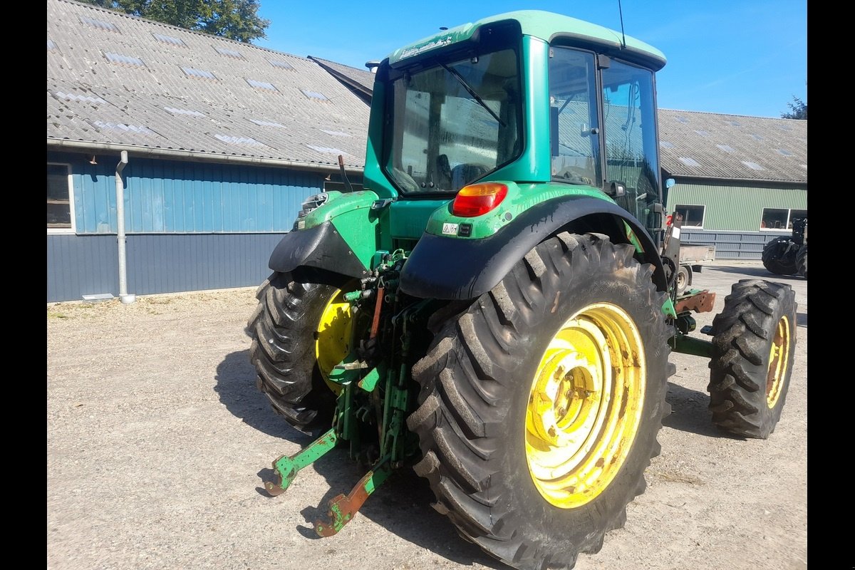 Traktor Türe ait John Deere 6620, Gebrauchtmaschine içinde Viborg (resim 3)