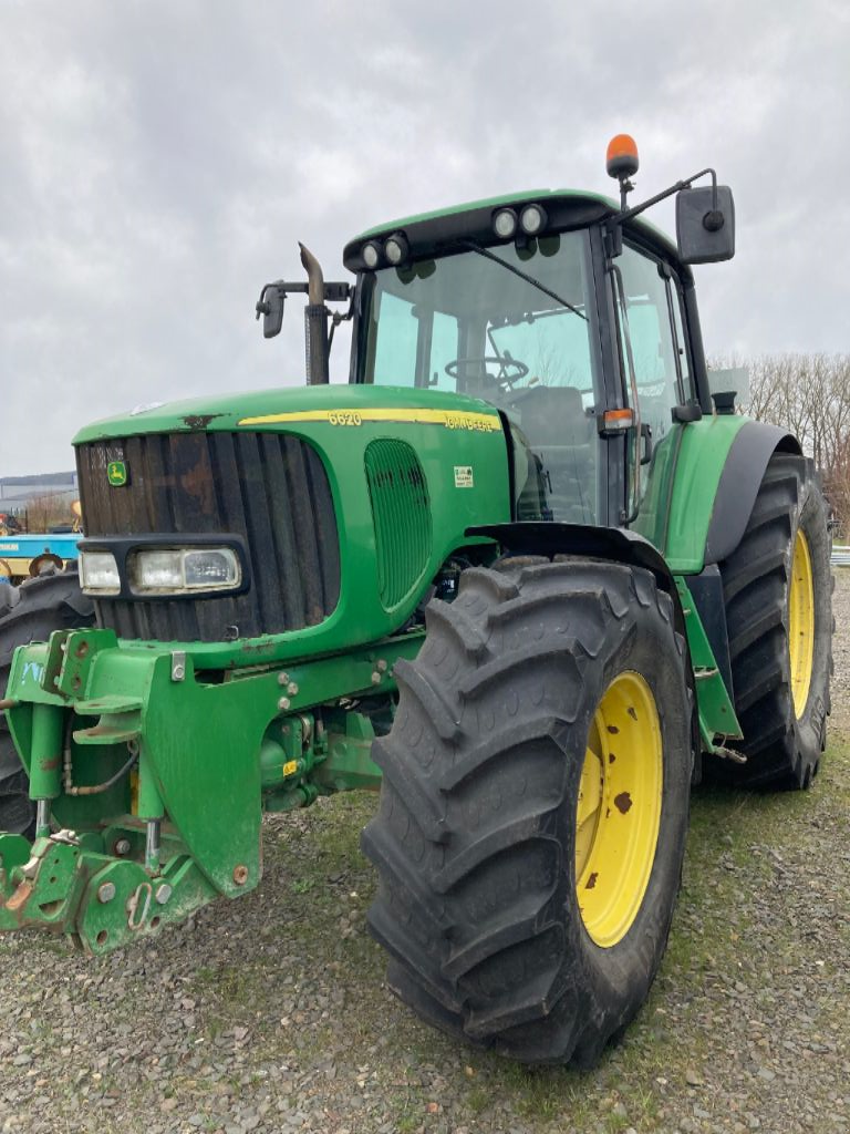 Traktor des Typs John Deere 6620, Gebrauchtmaschine in MORHANGE (Bild 1)