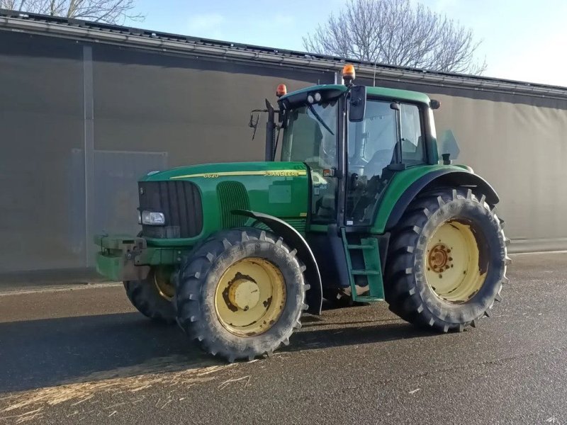 Traktor van het type John Deere 6620, Gebrauchtmaschine in Groningen (Foto 1)