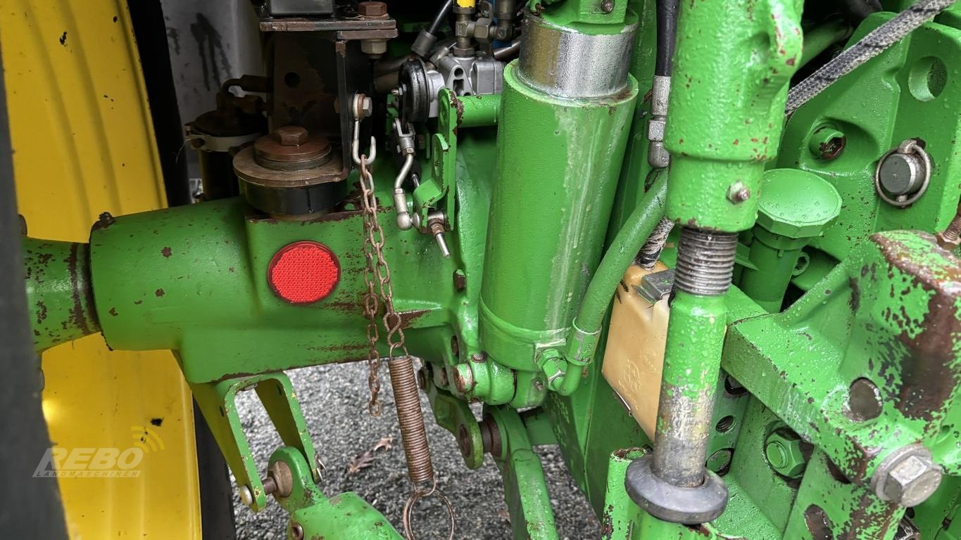 Traktor des Typs John Deere 6620, Gebrauchtmaschine in Aurich (Bild 27)