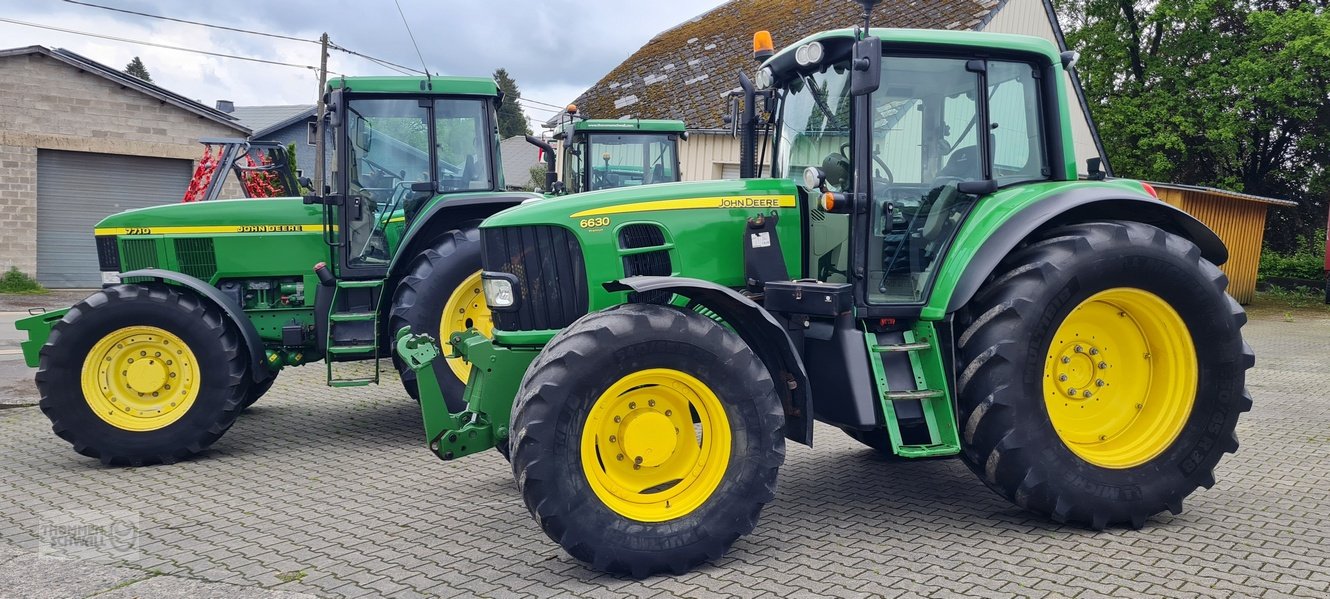 Traktor of the type John Deere 6630 Premium Power Quad Plus, Gebrauchtmaschine in Crombach/St.Vith (Picture 1)