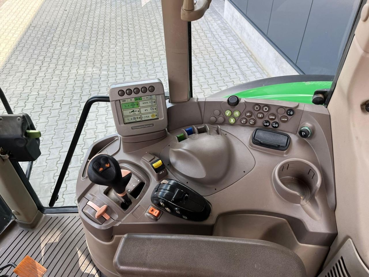 Traktor typu John Deere 6630 Premium, Gebrauchtmaschine w Daarle (Zdjęcie 9)