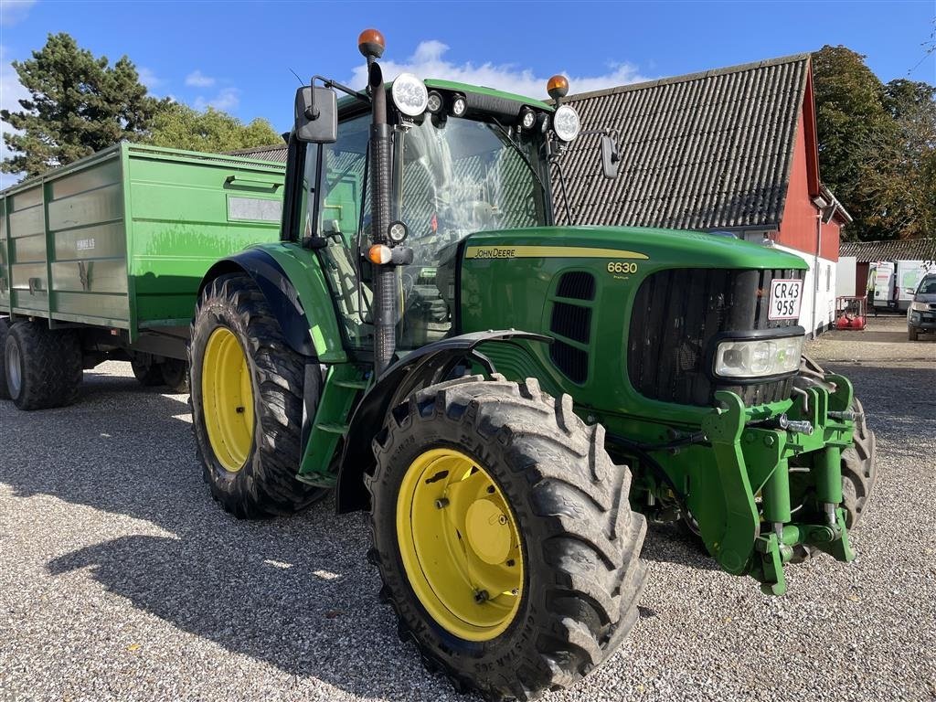 Traktor typu John Deere 6630 Premium, Gebrauchtmaschine v Hårlev (Obrázek 2)