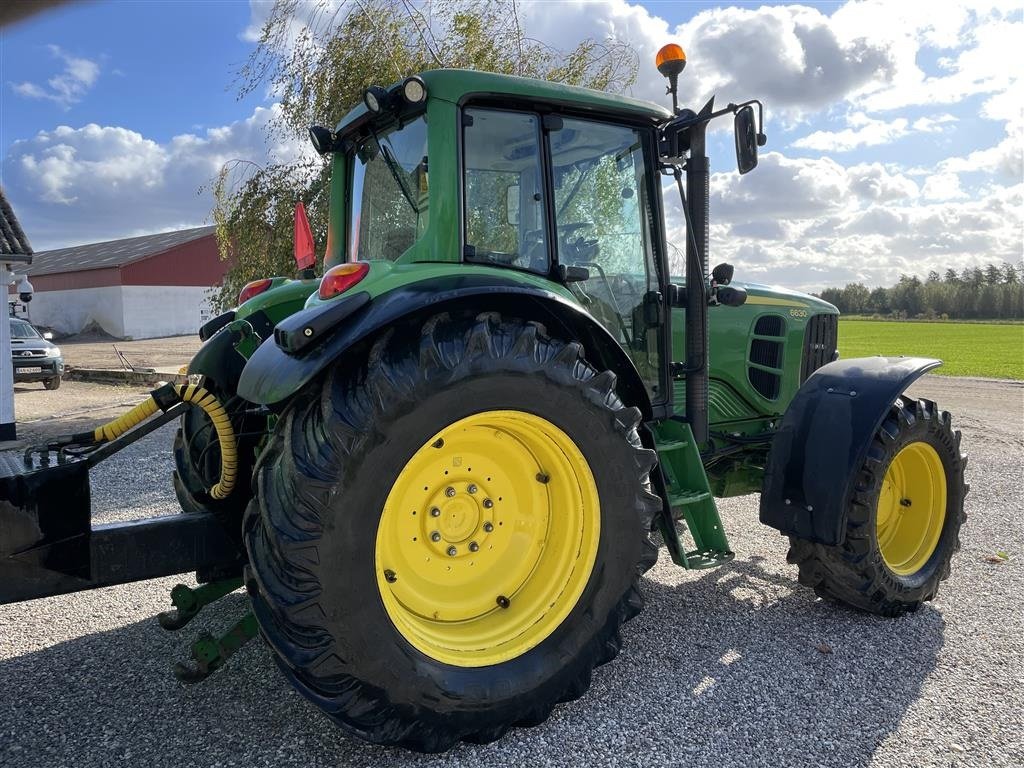 Traktor Türe ait John Deere 6630 Premium, Gebrauchtmaschine içinde Hårlev (resim 4)