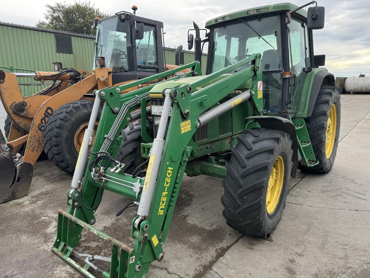 Traktor typu John Deere 6800 Frontlader, Gebrauchtmaschine v Könnern (Obrázek 1)