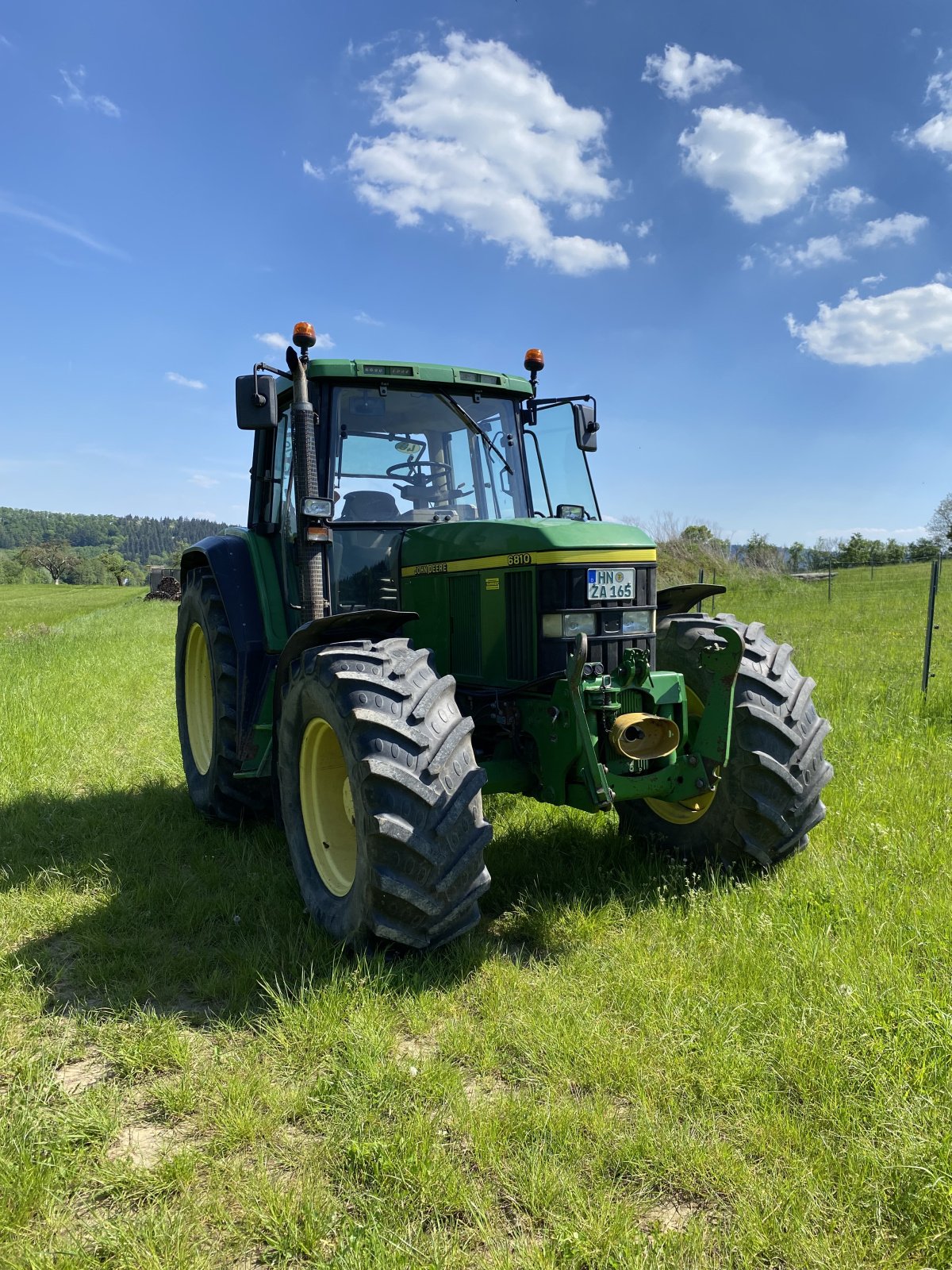 Traktor tip John Deere 6810, Gebrauchtmaschine in Leonbronn (Poză 3)